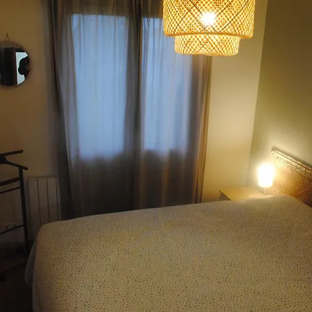 Agreable Maison Calme Avec Terrasse, Jardin Et Vue Sur Verger